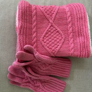 Hanna Andersson scarf and gloves